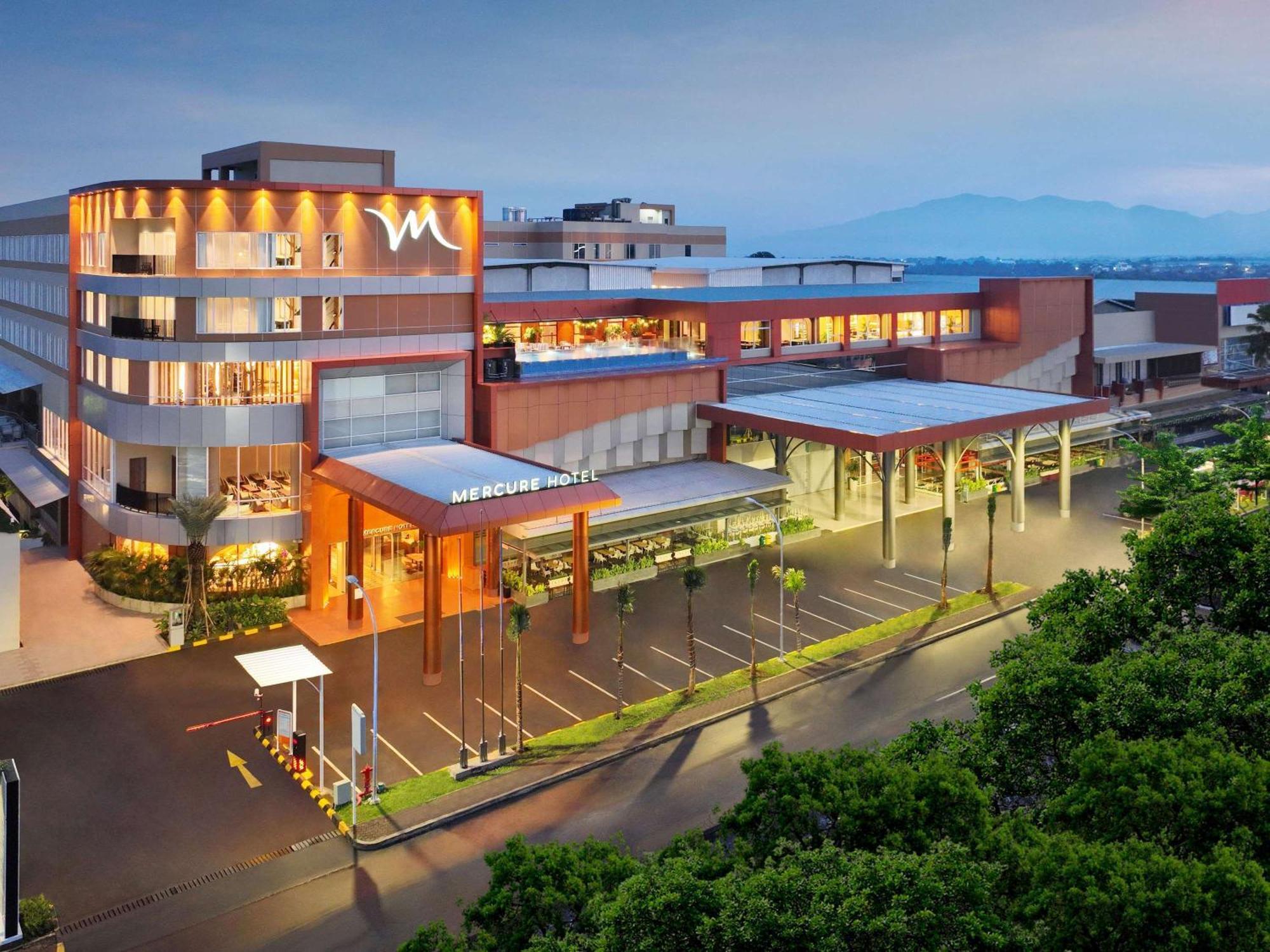 Mercure Garut City Center Bagian luar foto